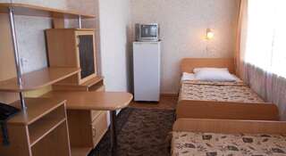 Гостиница Знаменск Знаменск Стандартный двухместный номер с 2 отдельными кроватями-2